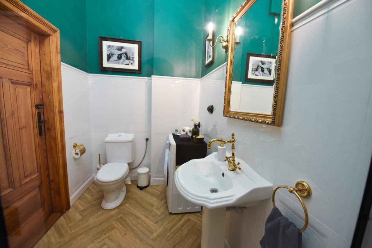 Wilhelmstadt 60m - Parking Apartment